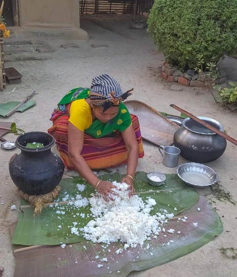 Mix well it inside the Twkhar